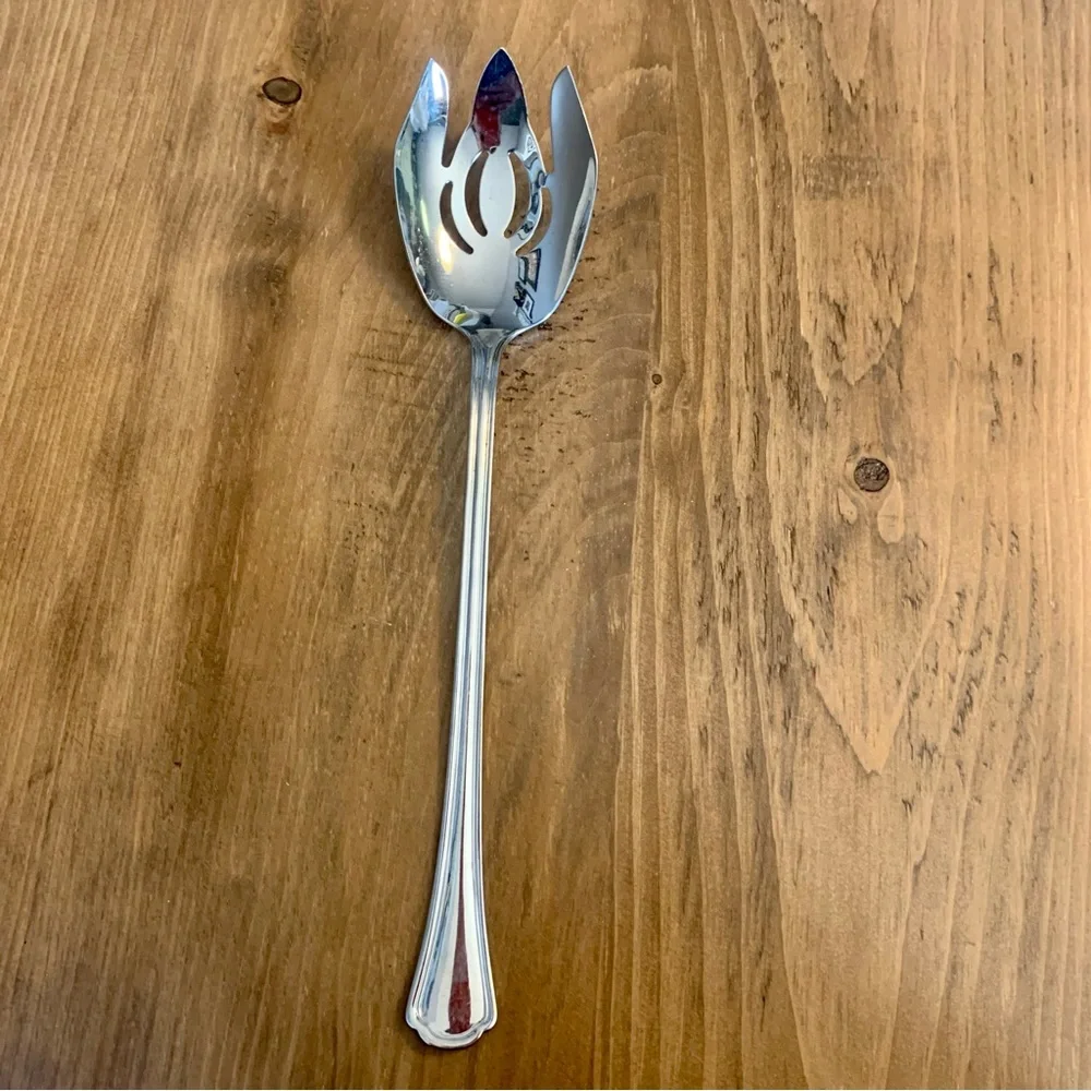 Reed & Barton Arlington Newton Serving Meat Fork 18/10 Stainless Steel Glossy